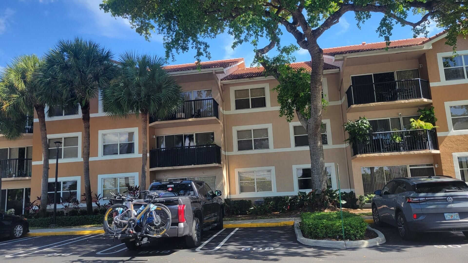 8851 Wiles Road, Unit 307, Coral Springs, FL 33067 Photo