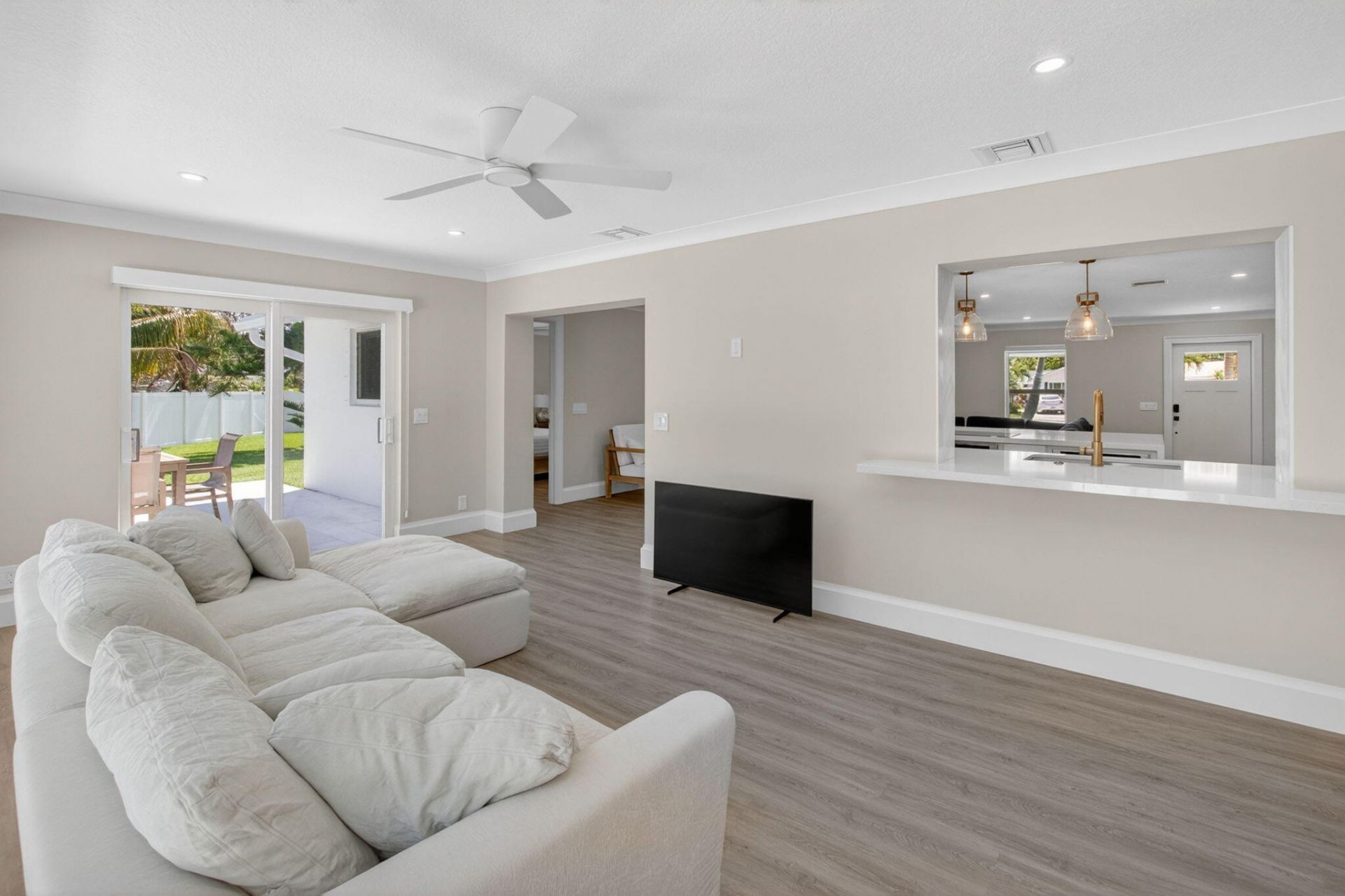 135 SE 28th Court, Boynton Beach, FL 33435 Photo