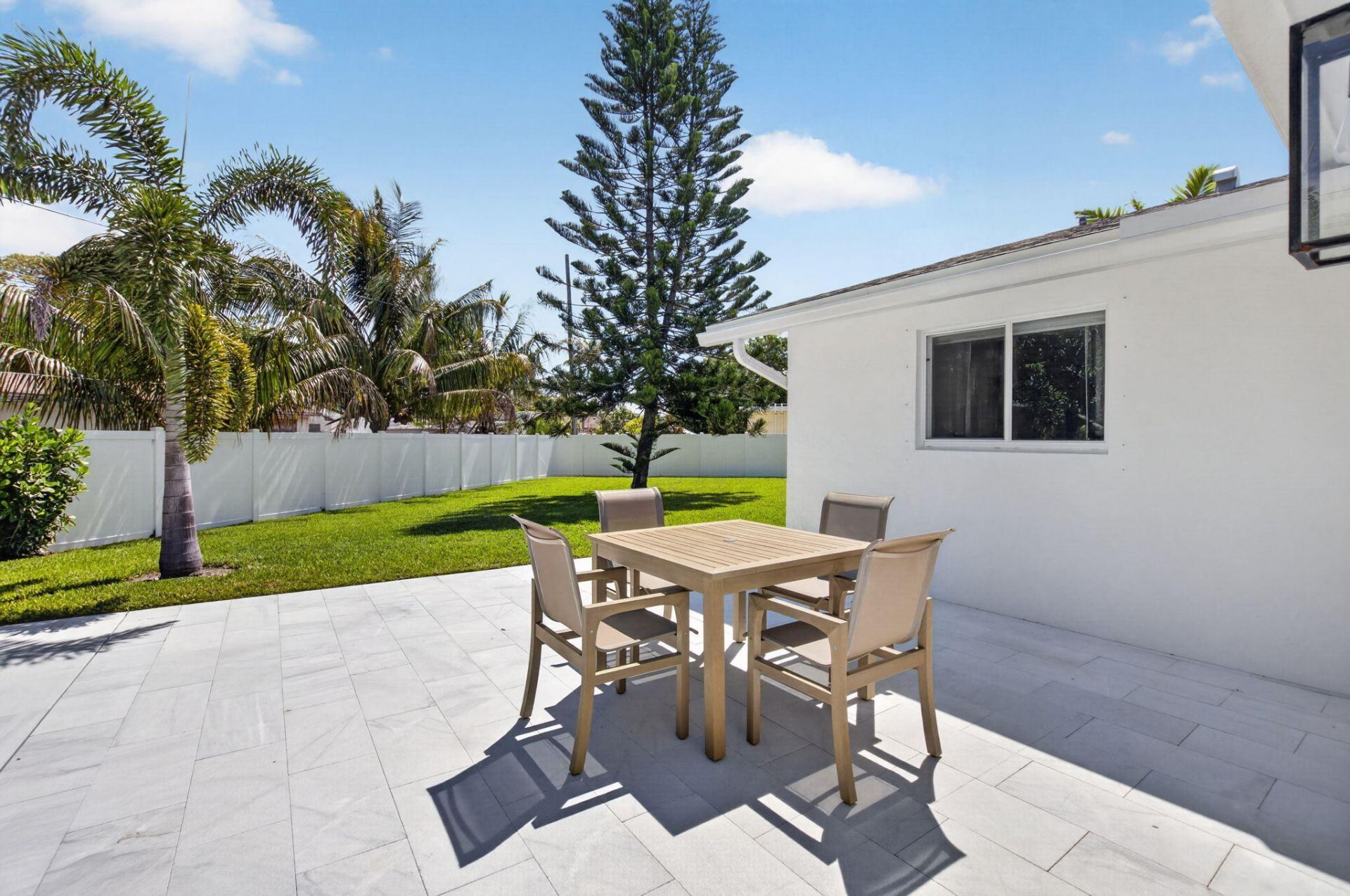 135 SE 28th Court, Boynton Beach, FL 33435 Photo