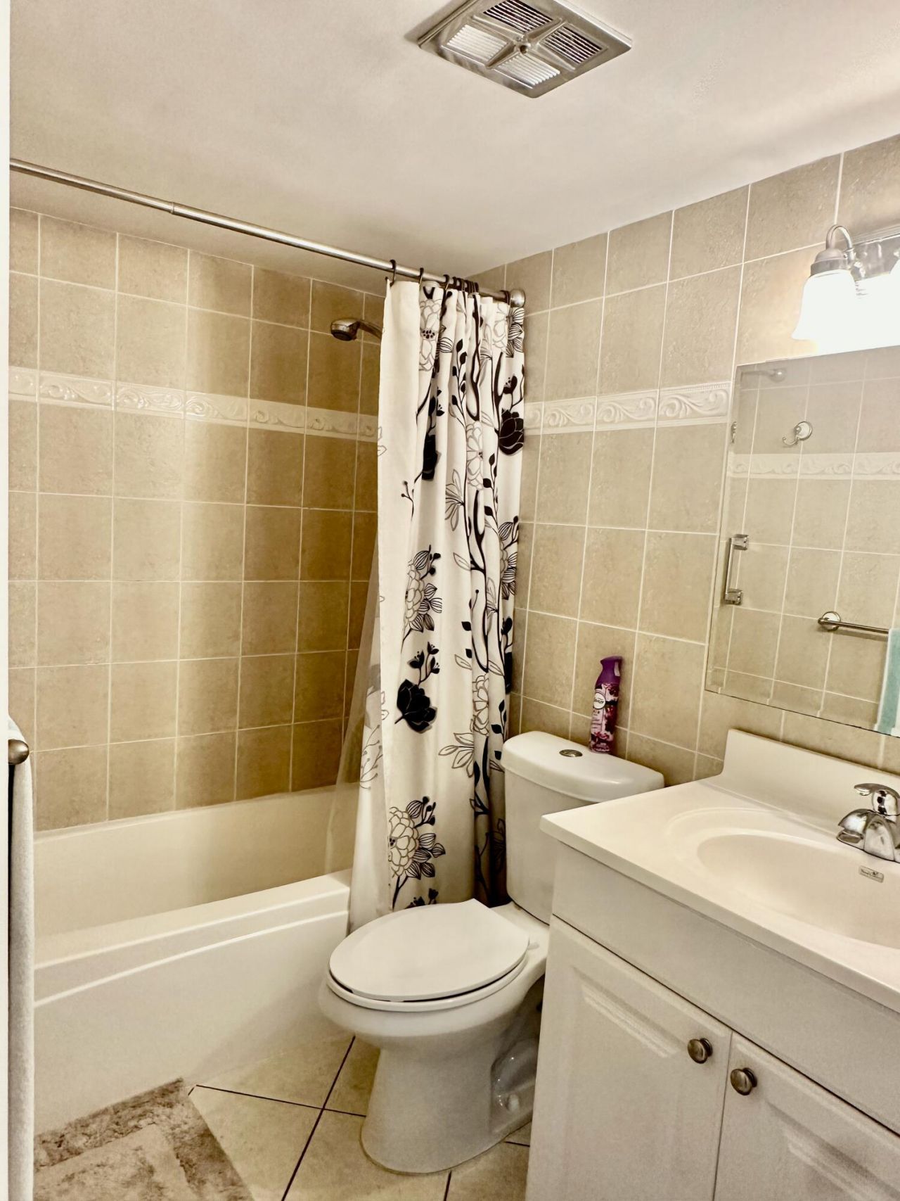 580 Egret Drive, Unit 314, Hallandale Beach, FL 33009 Photo