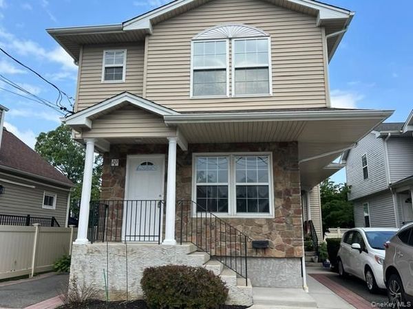20 Edgewood Road , Unit A, Port Washington, NY 11050