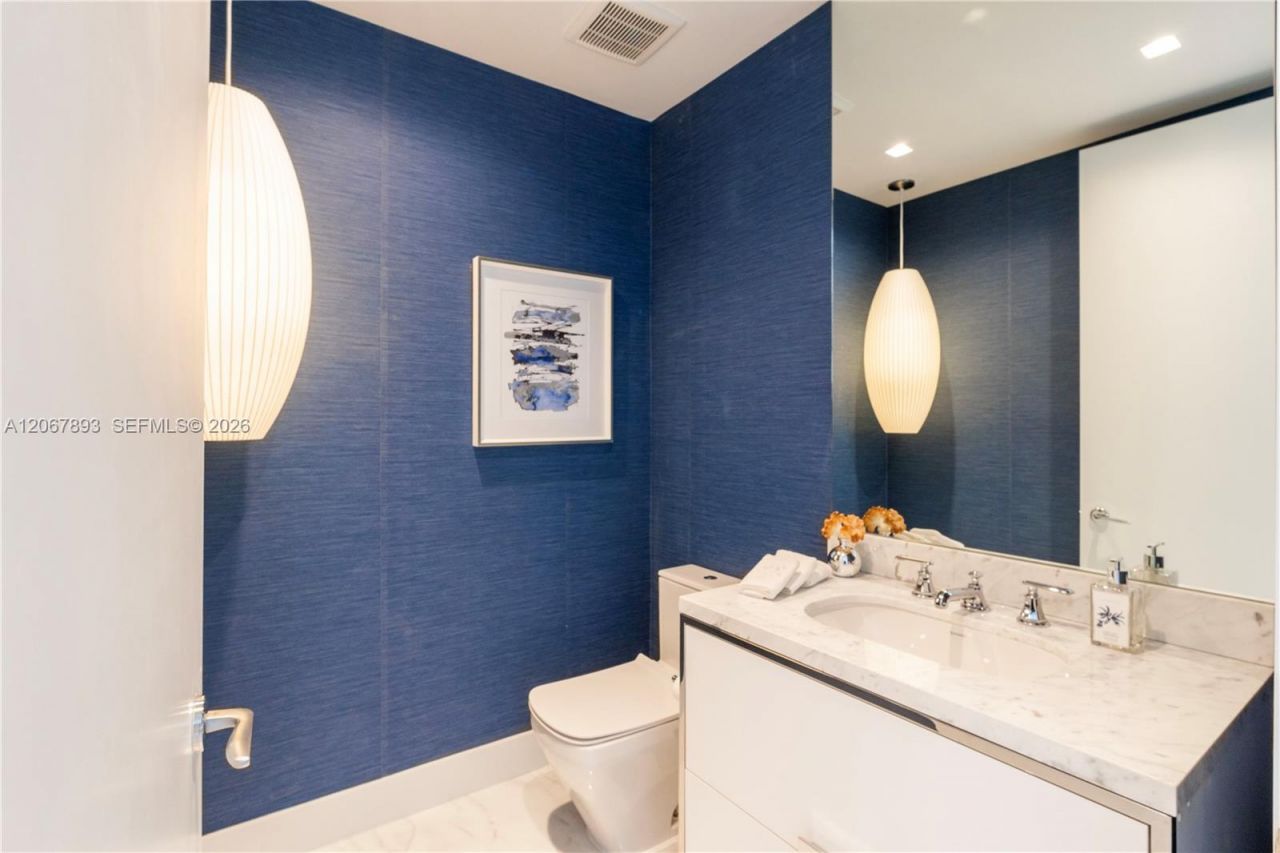 15701 Collins Ave , Unit 3005, Sunny Isles Beach, FL 33160 Photo