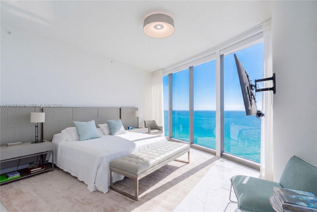15701 Collins Ave , Unit 3005, Sunny Isles Beach, FL 33160 Photo