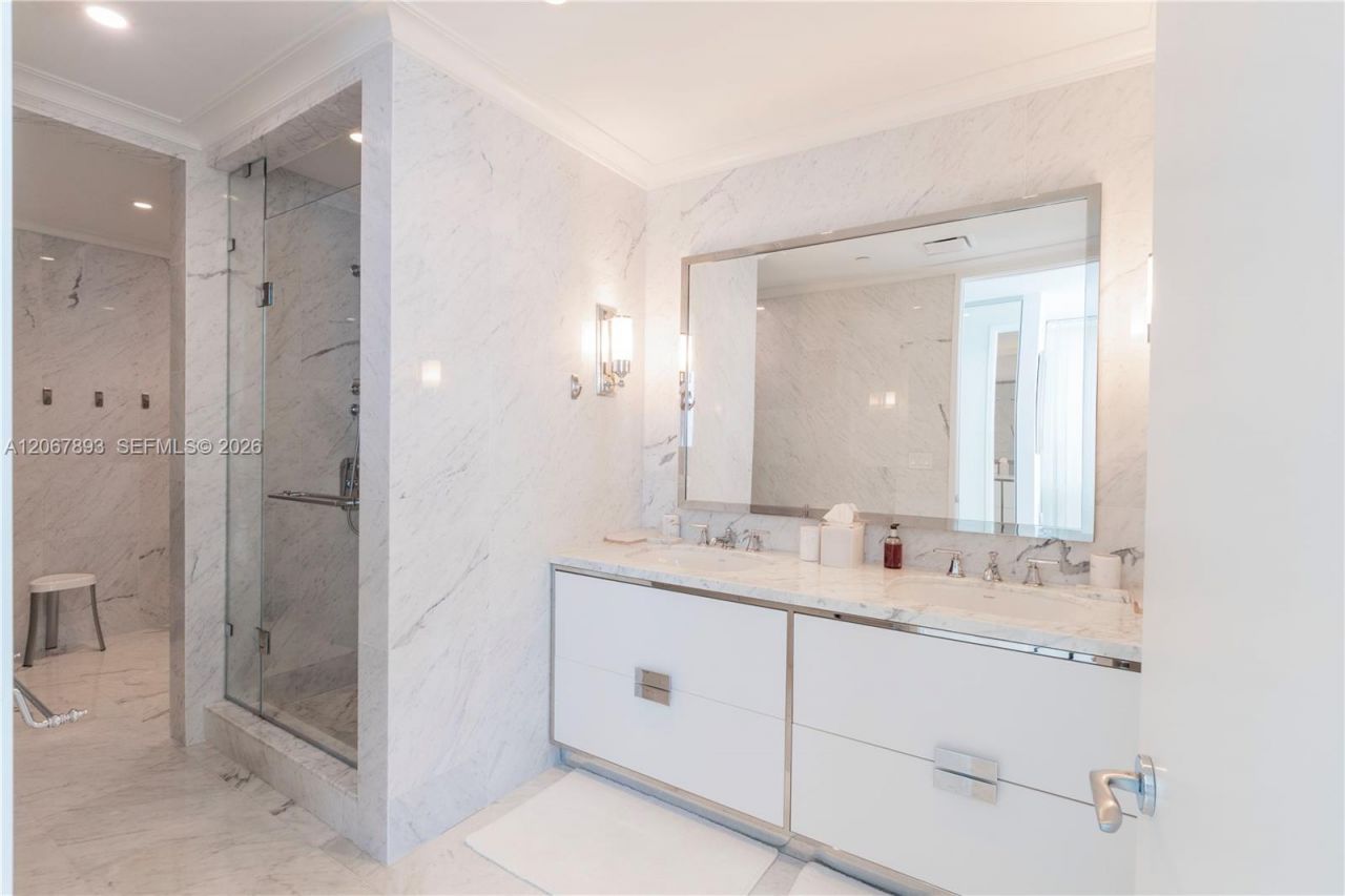 15701 Collins Ave , Unit 3005, Sunny Isles Beach, FL 33160 Photo