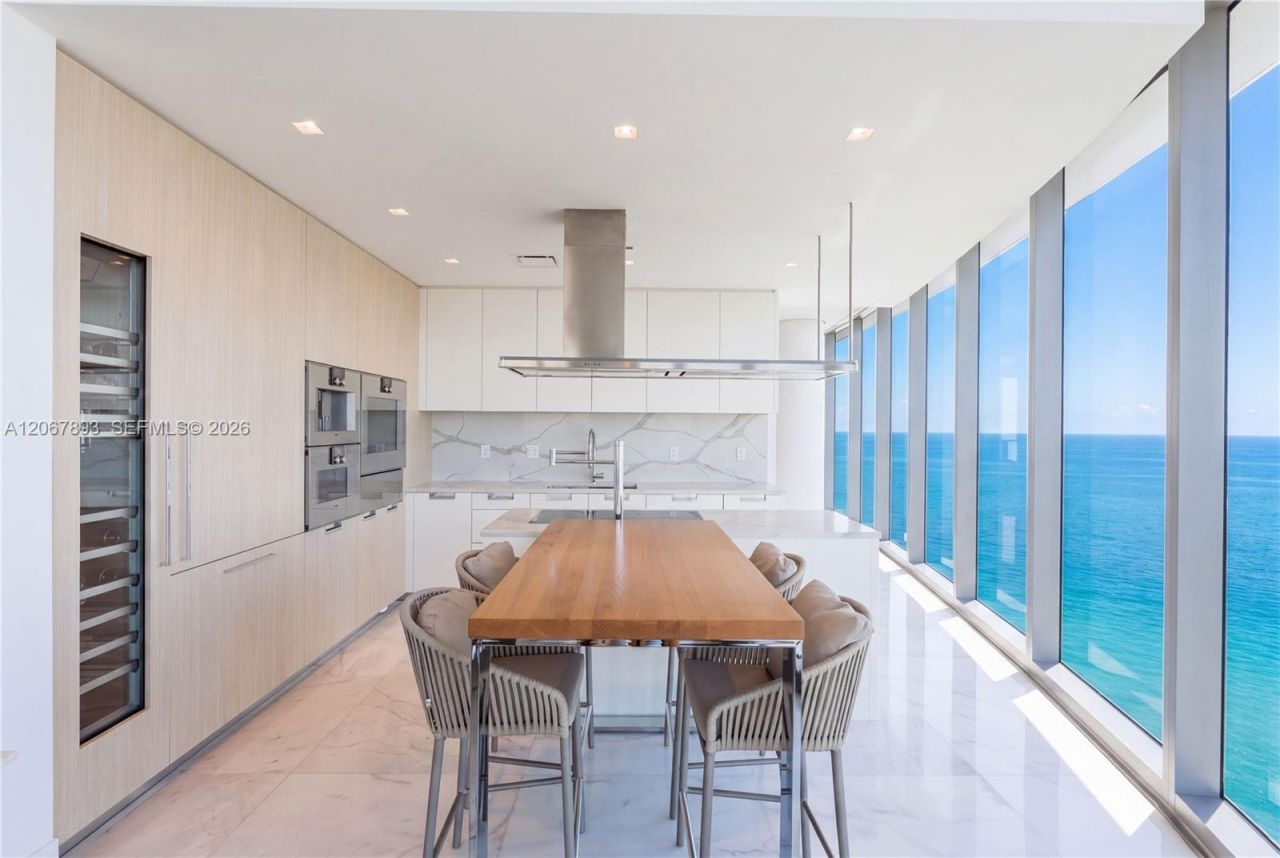 15701 Collins Ave , Unit 3005, Sunny Isles Beach, FL 33160 Photo