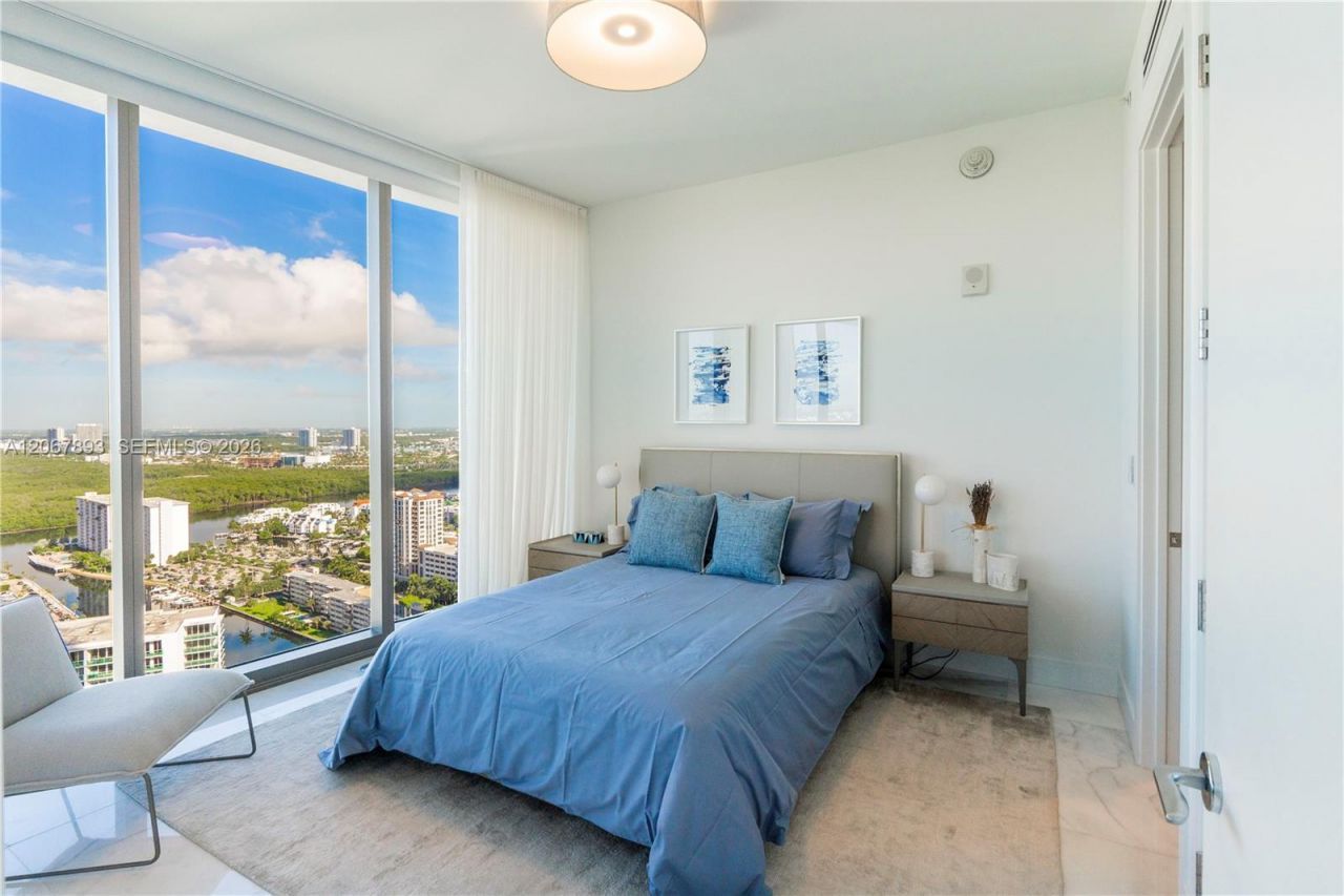 15701 Collins Ave , Unit 3005, Sunny Isles Beach, FL 33160 Photo