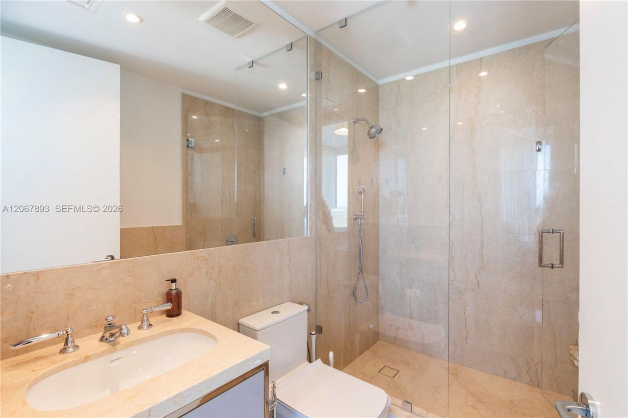 15701 Collins Ave , Unit 3005, Sunny Isles Beach, FL 33160 Photo