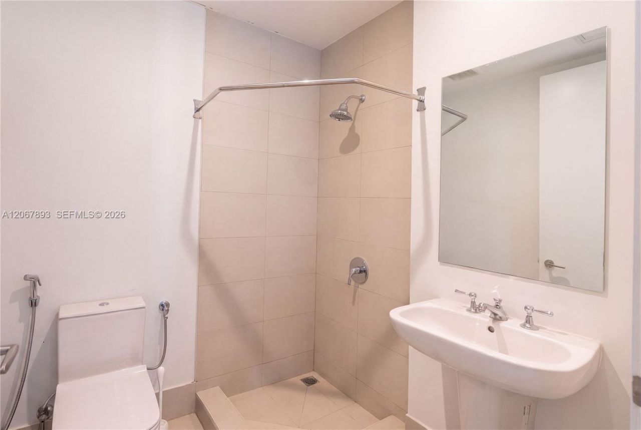 15701 Collins Ave , Unit 3005, Sunny Isles Beach, FL 33160 Photo