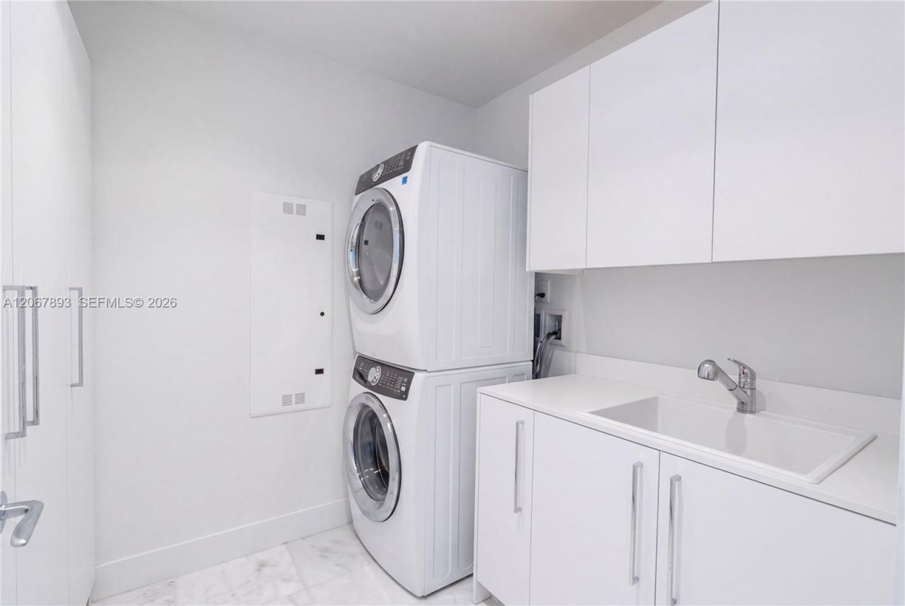 15701 Collins Ave , Unit 3005, Sunny Isles Beach, FL 33160 Photo