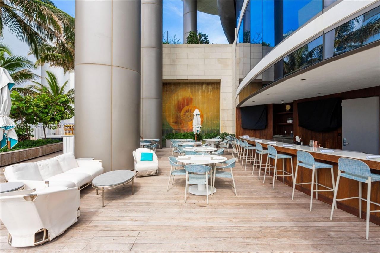 15701 Collins Ave , Unit 3005, Sunny Isles Beach, FL 33160 Photo