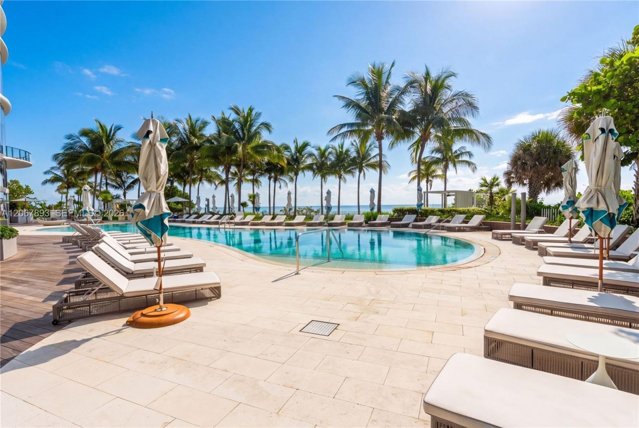 15701 Collins Ave , Unit 3005, Sunny Isles Beach, FL 33160 Photo