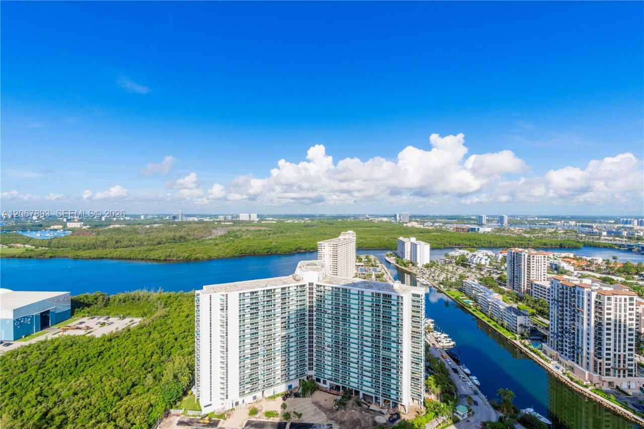 15701 Collins Ave , Unit 3005, Sunny Isles Beach, FL 33160 Photo