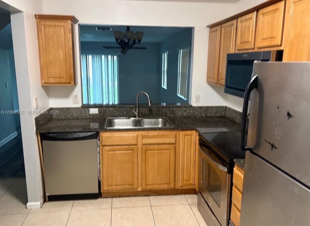 6623 Winfield Blvd , Unit 9-4, Margate, FL 33063 Photo