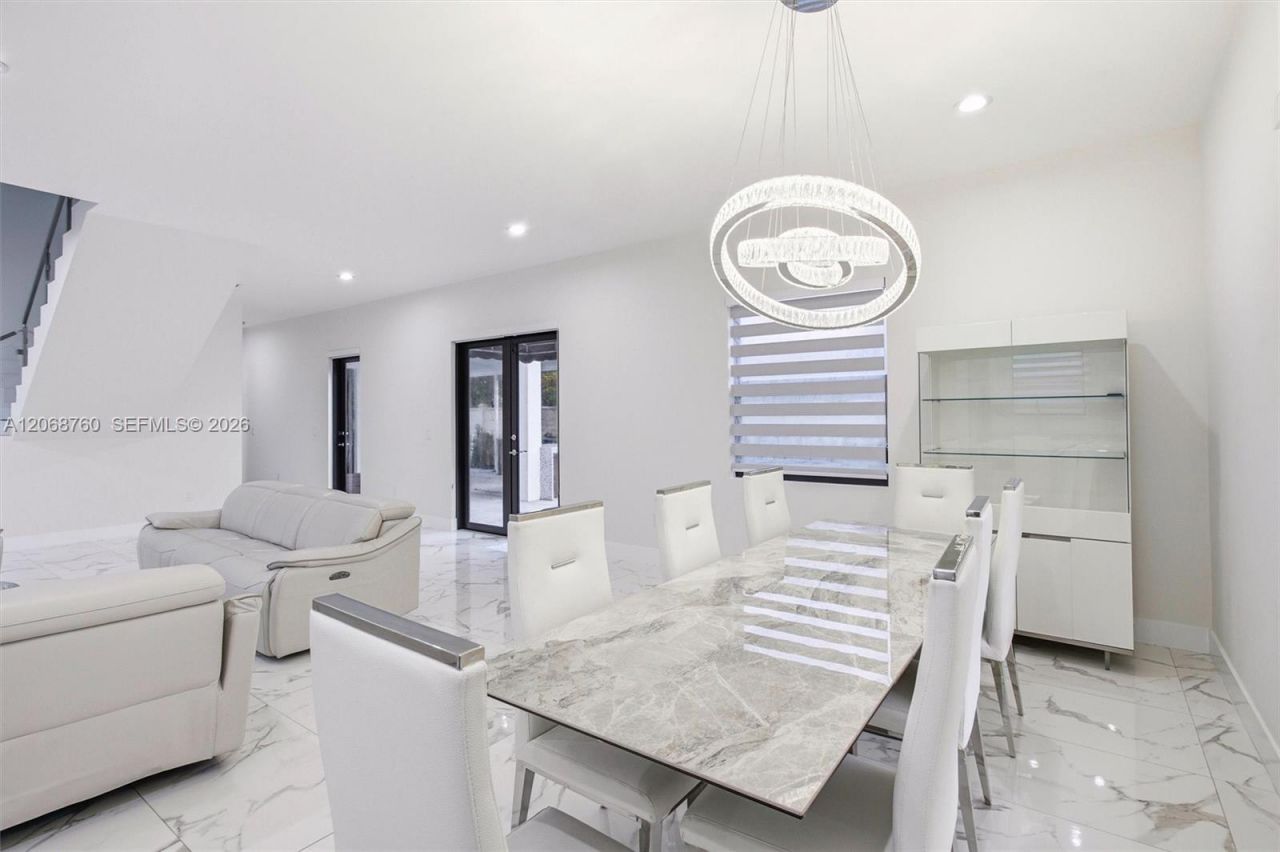 13331 SW 41st St , Miami, FL 33175 Photo