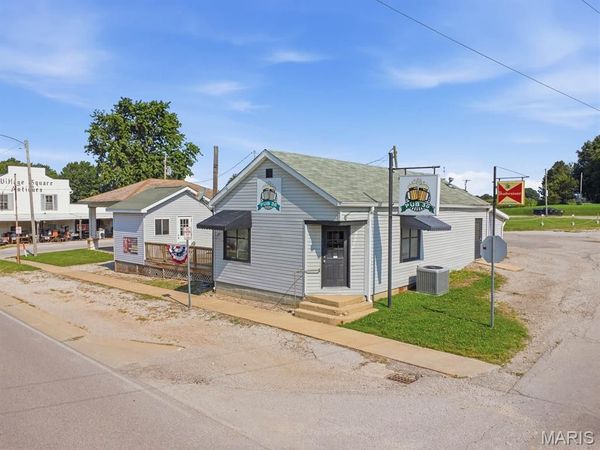 102 Park , Pocahontas, IL 62275