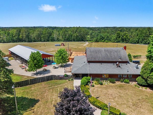 1511 N Wilson Road, Mears, MI 49436