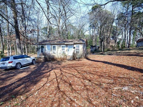 518 E sevier , Benton, AR 72015