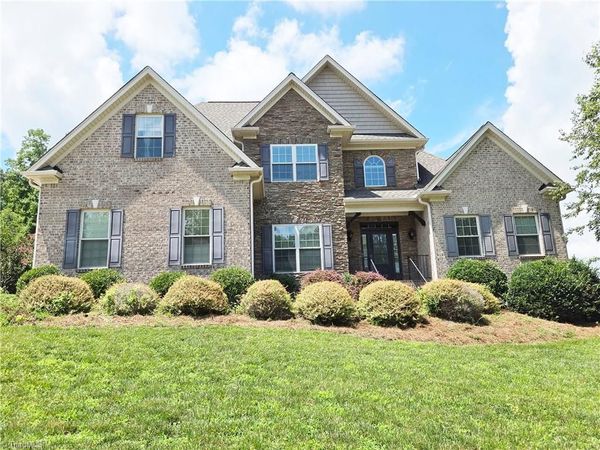 5029 Bennington Way , High Point, NC 27262