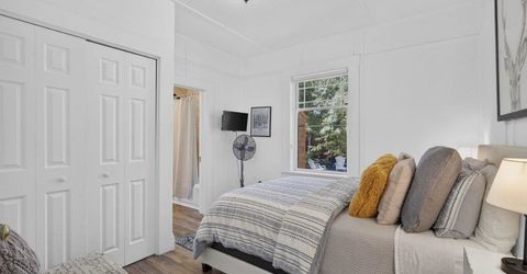 10037 Southeast River Street, Truckee, CA 96161 Photo