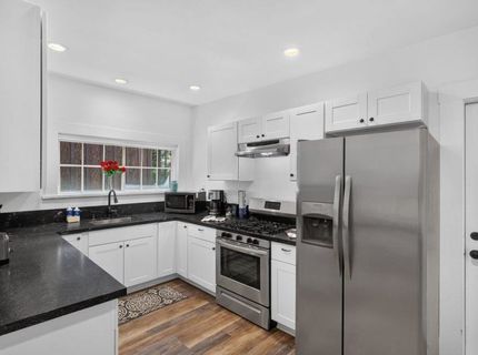 10037 Southeast River Street, Truckee, CA 96161 Photo