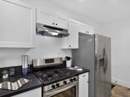 10037 Southeast River Street, Truckee, CA 96161 Photo
