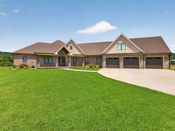 3542 Seven Springs Rd , Cookeville, TN 38506