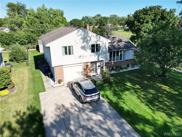 95 Cindy Drive, Buffalo, NY 14221