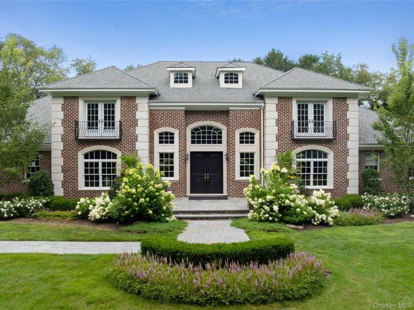 898 Chicken Valley Road , Matinecock, NY 11560