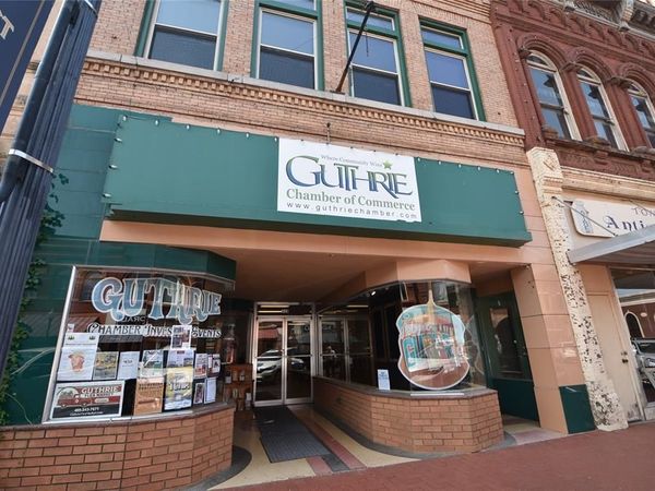 113 W Oklahoma Avenue, Guthrie, OK 73044