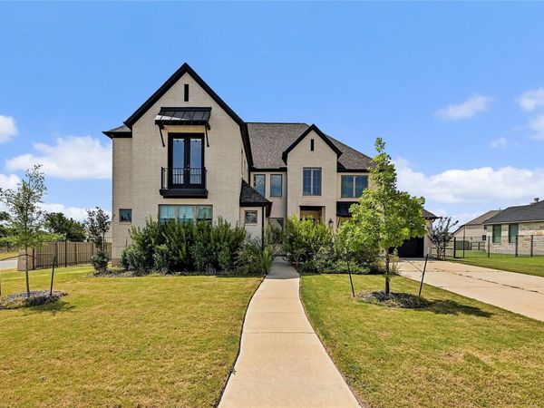 501 Sierra Lisa CV, Liberty Hill, TX 78642