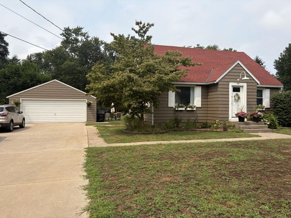 744 Aster Avenue, Holland, MI 49423