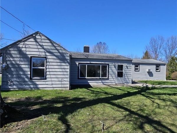 4660 Darrow Road, Stow, OH 44224