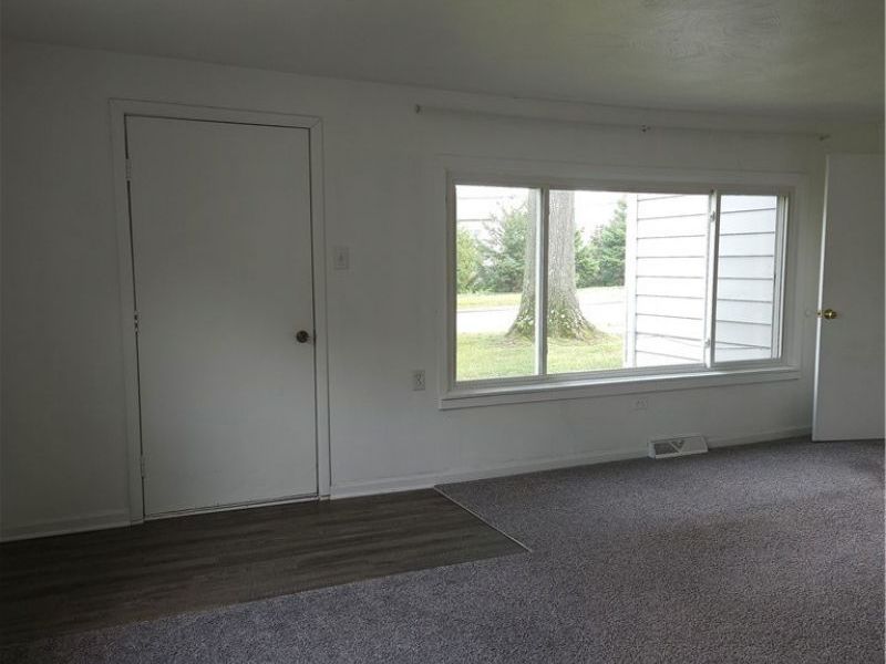 4660 Darrow Road, Stow, OH 44224 Photo 3