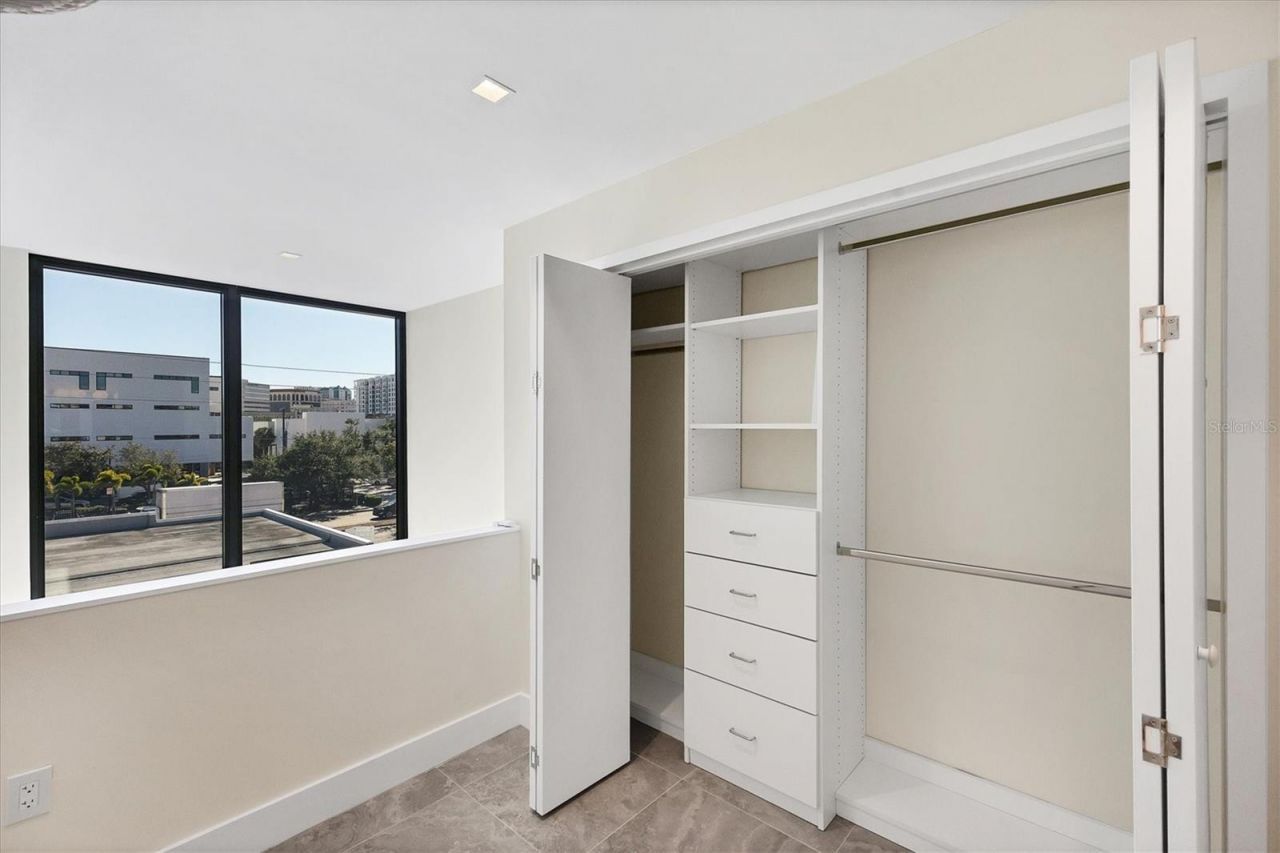 1558 4th Street , Unit 216, Sarasota, FL 34236 Photo
