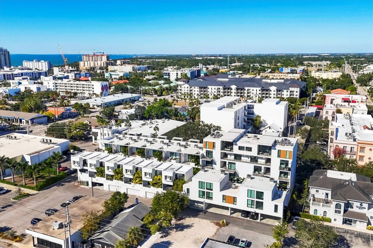 1558 4th Street , Unit 216, Sarasota, FL 34236 Photo