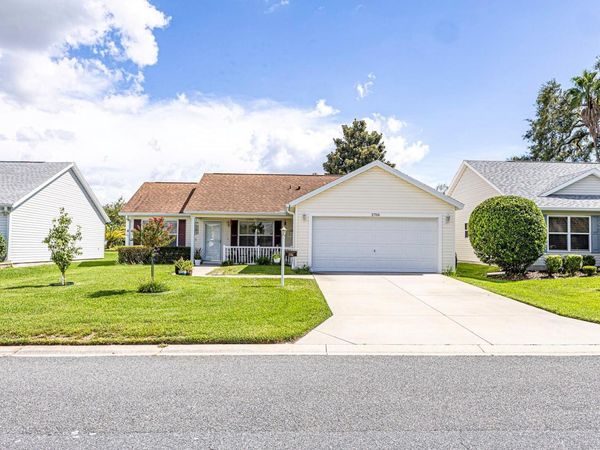 2706 MORVEN PARK WAY, THE VILLAGES, FL 32162