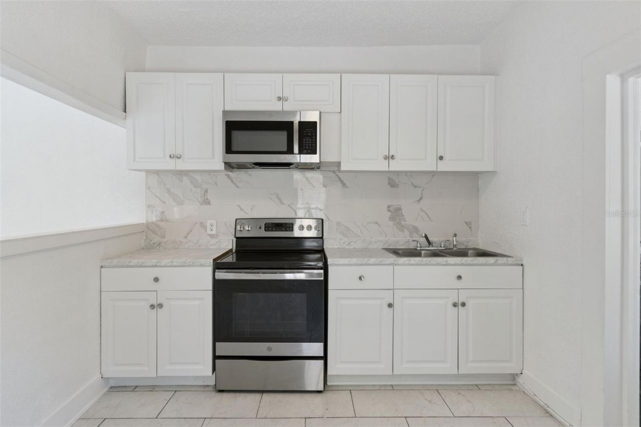 1743 Yale Street S, Saint Petersburg, FL 33712 Photo