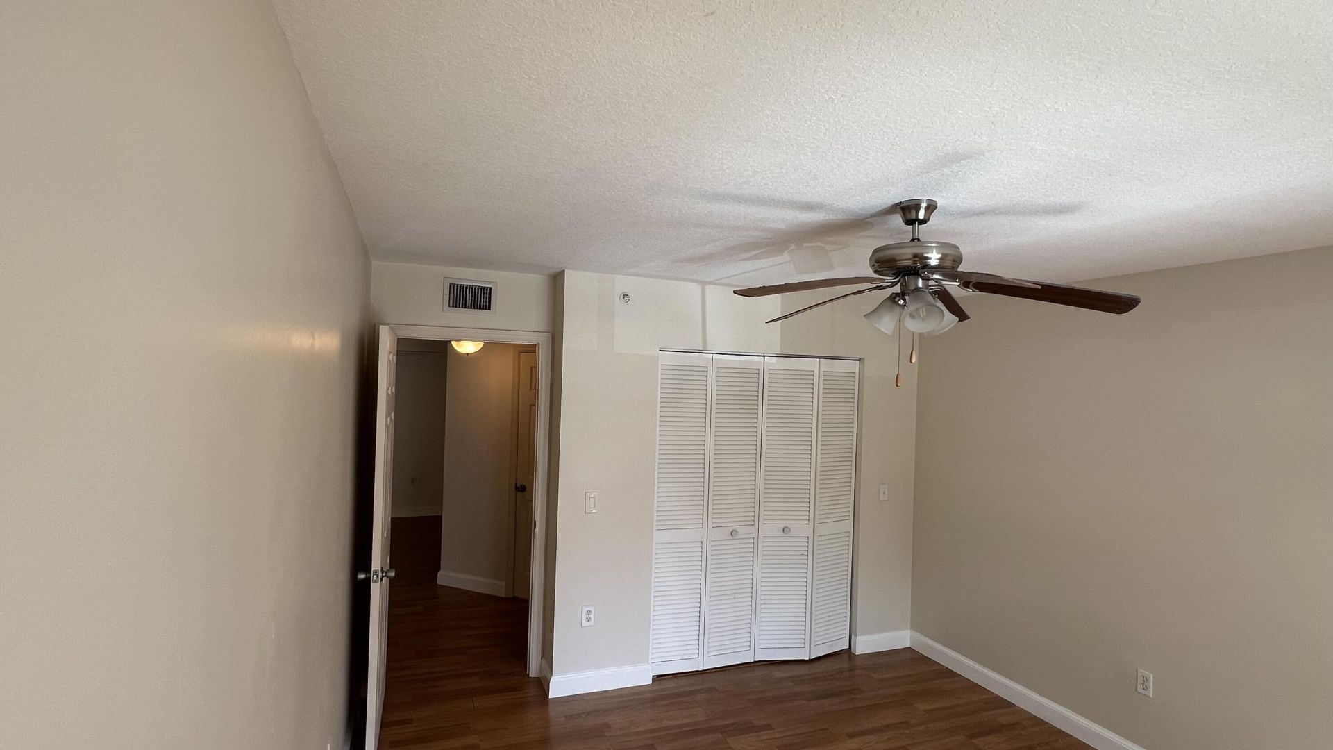 4021 San Marino Boulevard, Unit 205, West Palm Beach, FL 33409 Photo