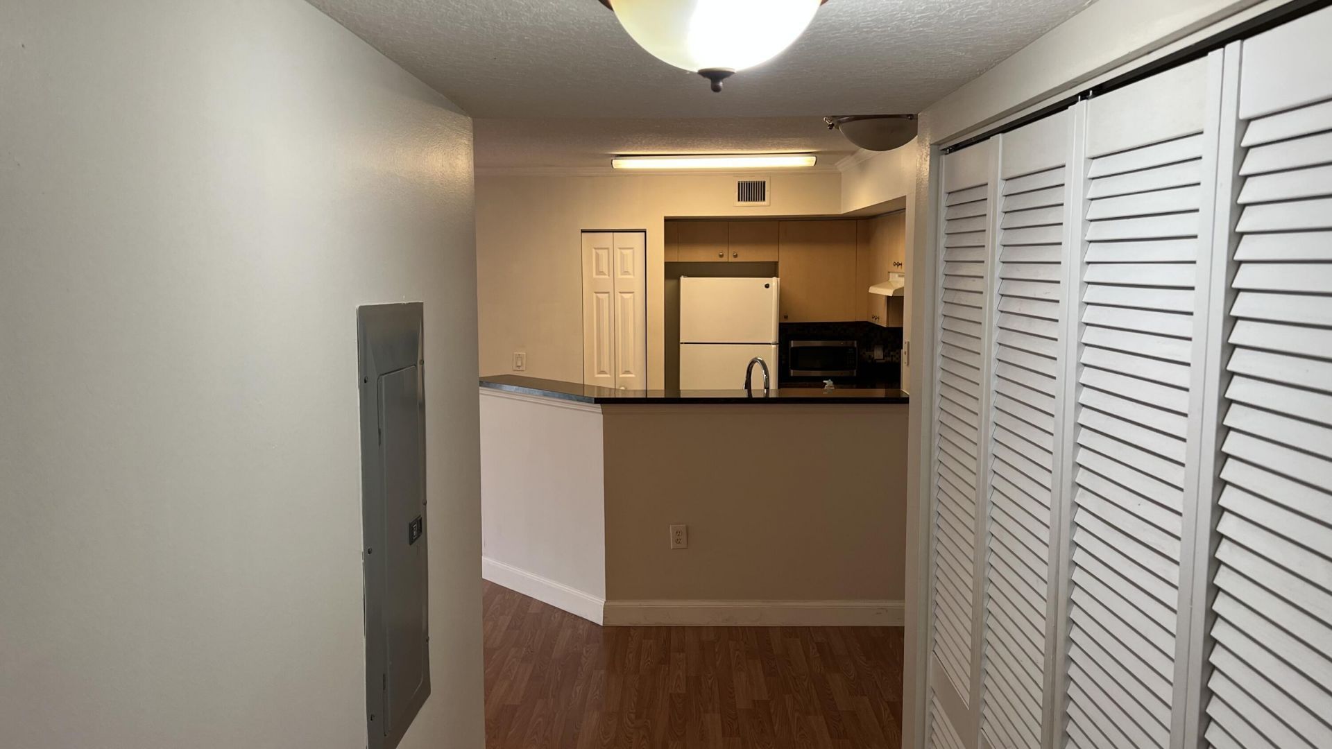 4021 San Marino Boulevard, Unit 205, West Palm Beach, FL 33409 Photo