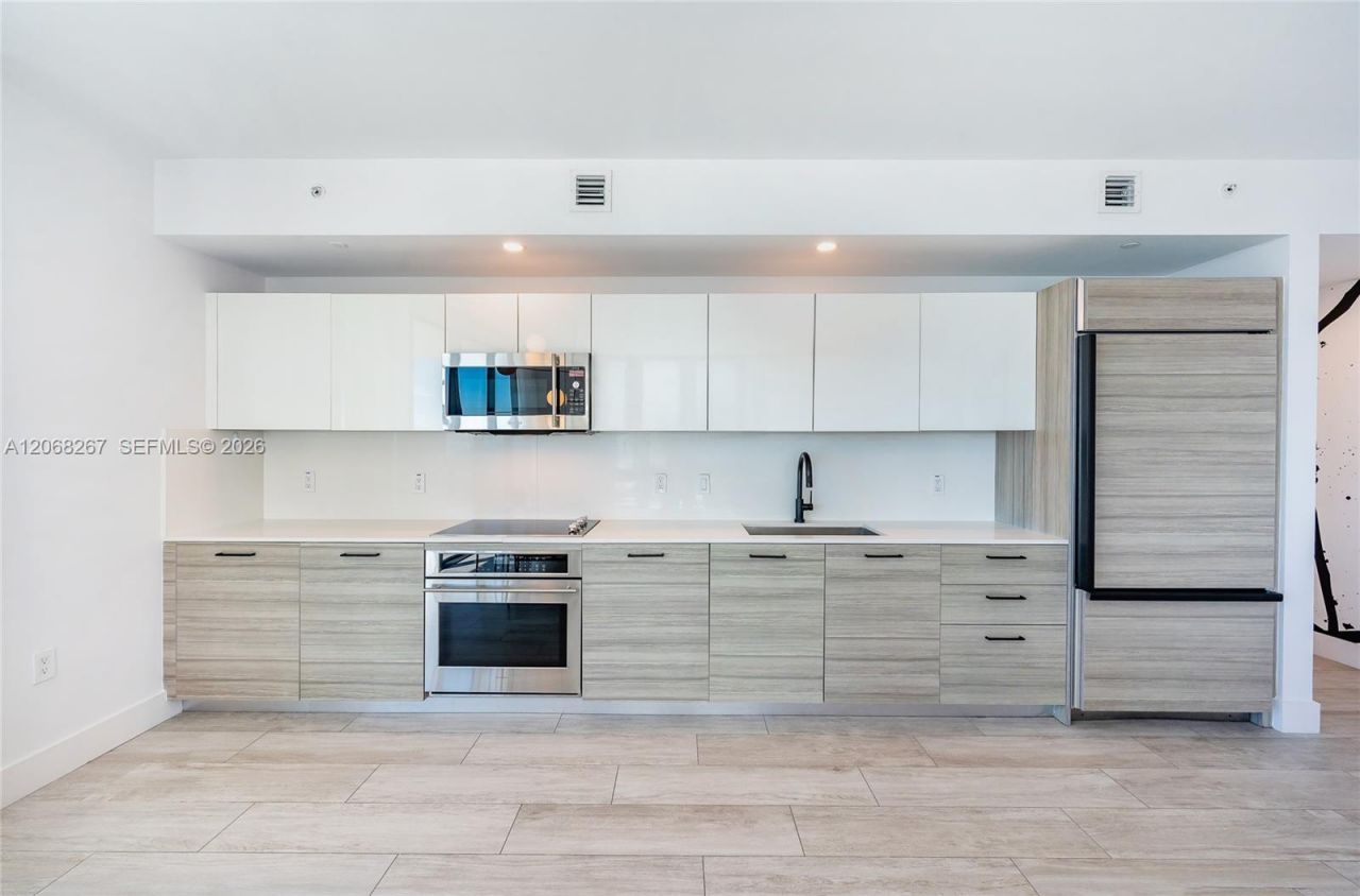 121 NE 34th St , Unit 3008, Miami, FL 33137 Photo
