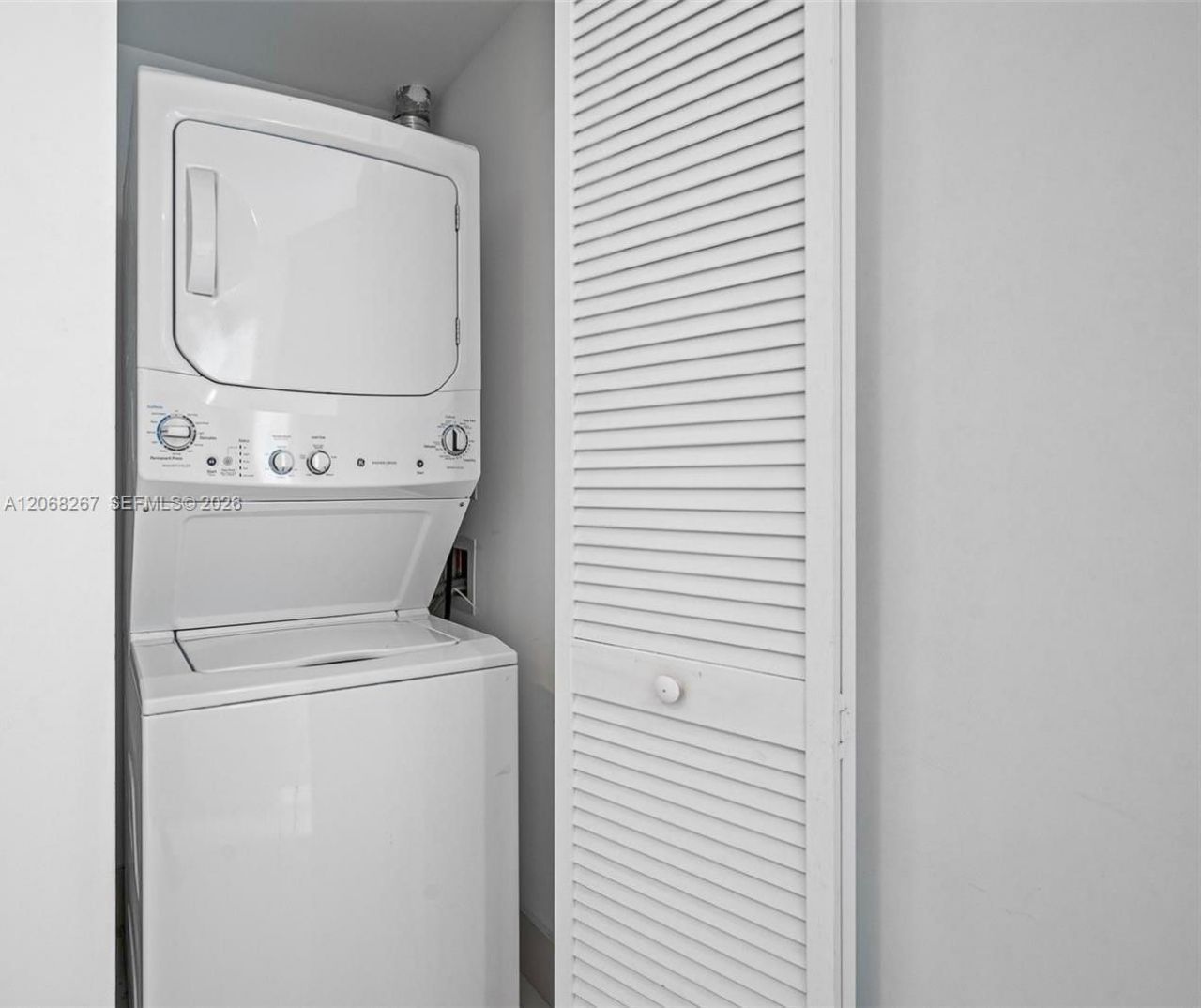 121 NE 34th St , Unit 3008, Miami, FL 33137 Photo