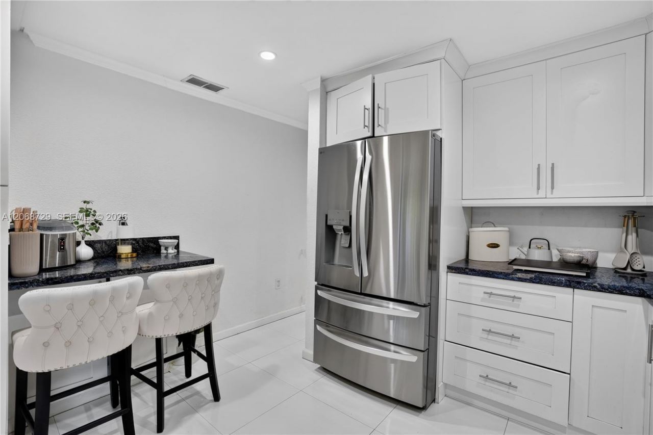 2050 SW 122nd Ave , Unit 21, Miami, FL 33175 Photo