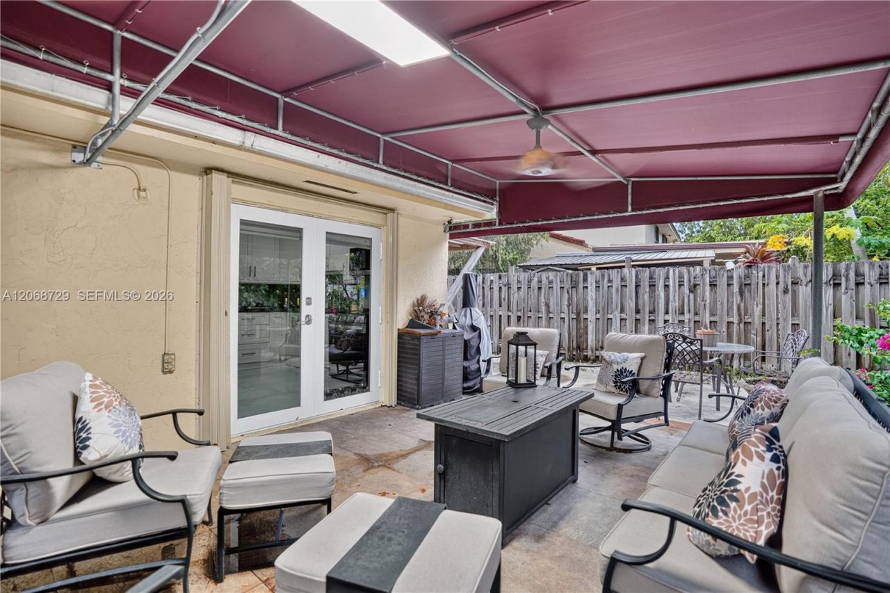 2050 SW 122nd Ave , Unit 21, Miami, FL 33175 Photo