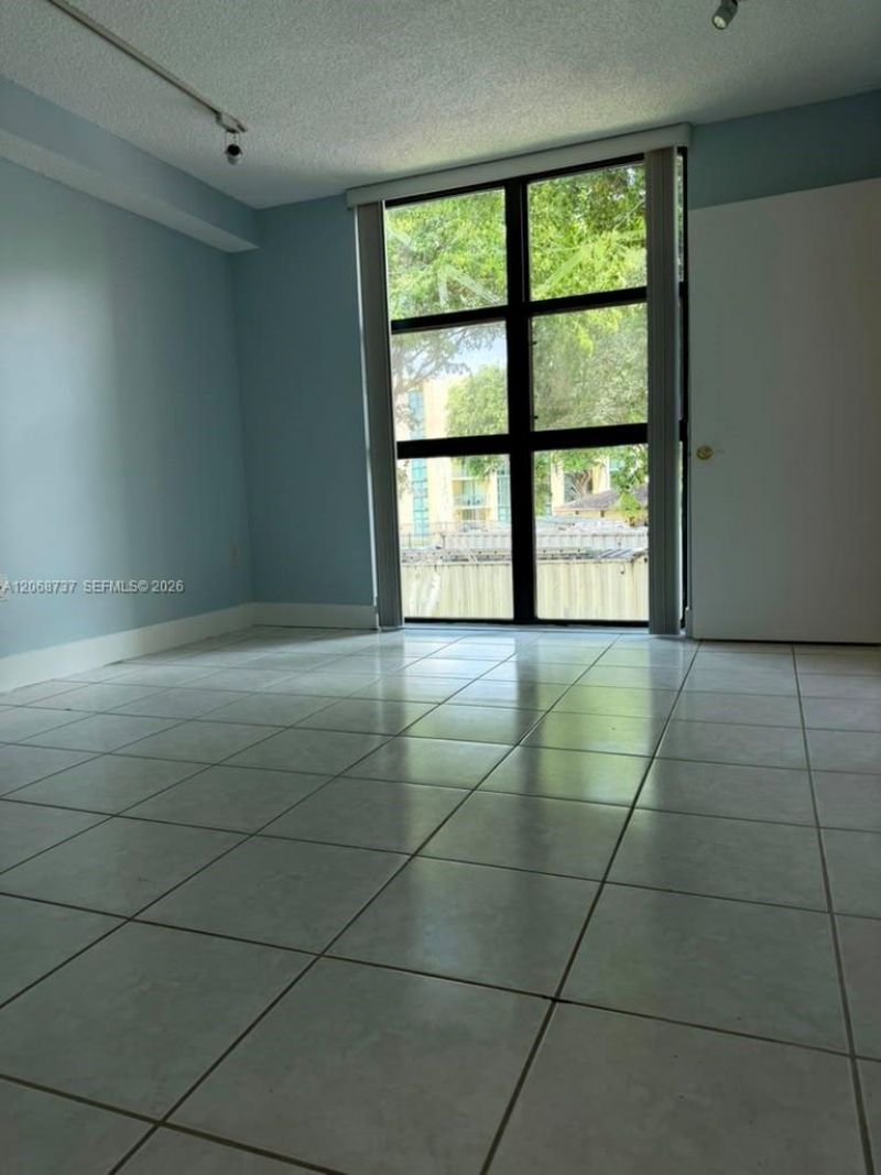 11780 SW 18th St , Unit 215-2, Miami, FL 33175 Photo