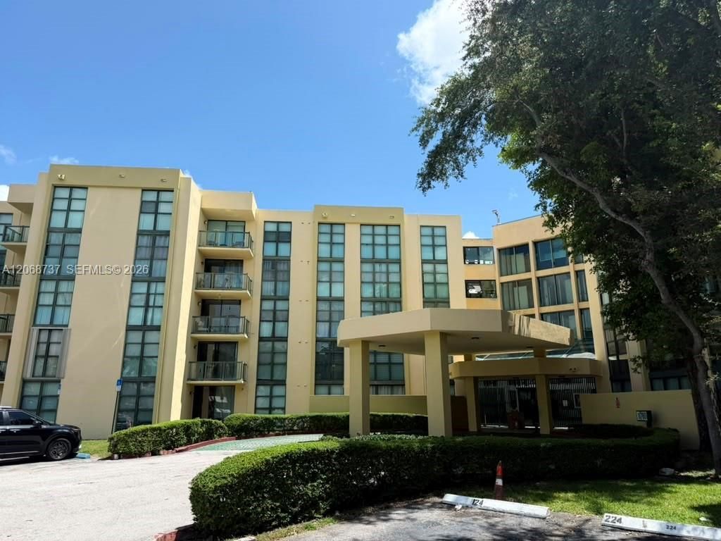 11780 SW 18th St , Unit 215-2, Miami, FL 33175 Photo