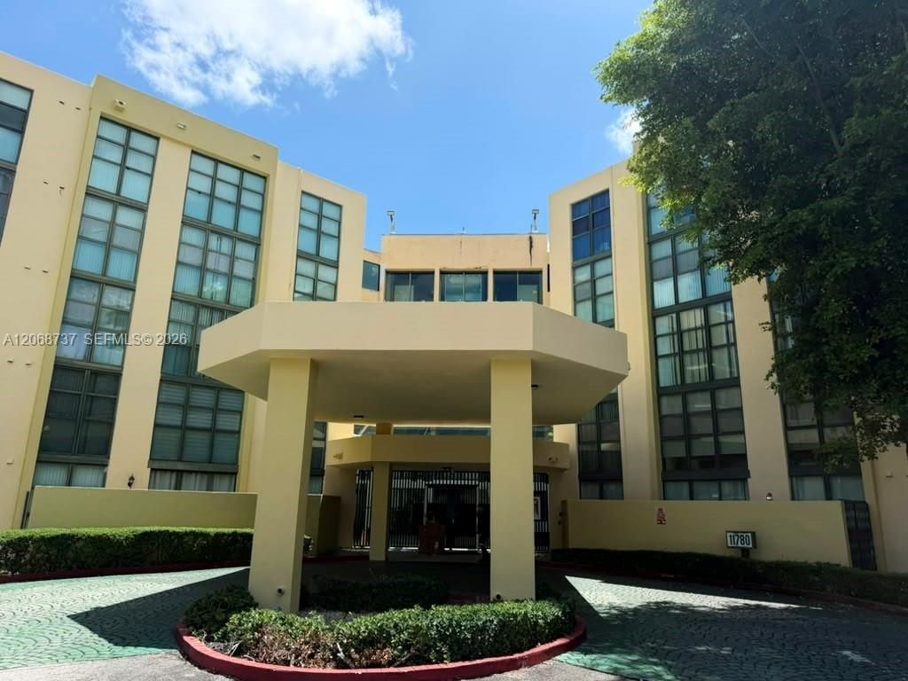 11780 SW 18th St , Unit 215-2, Miami, FL 33175 Photo
