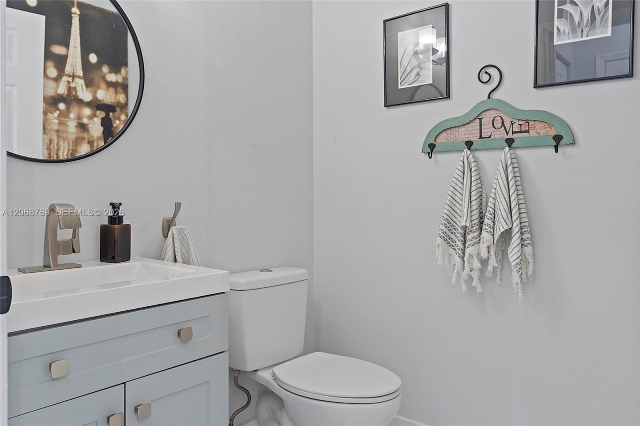 3850 NW 90th Way, Sunrise, FL 33351 Photo