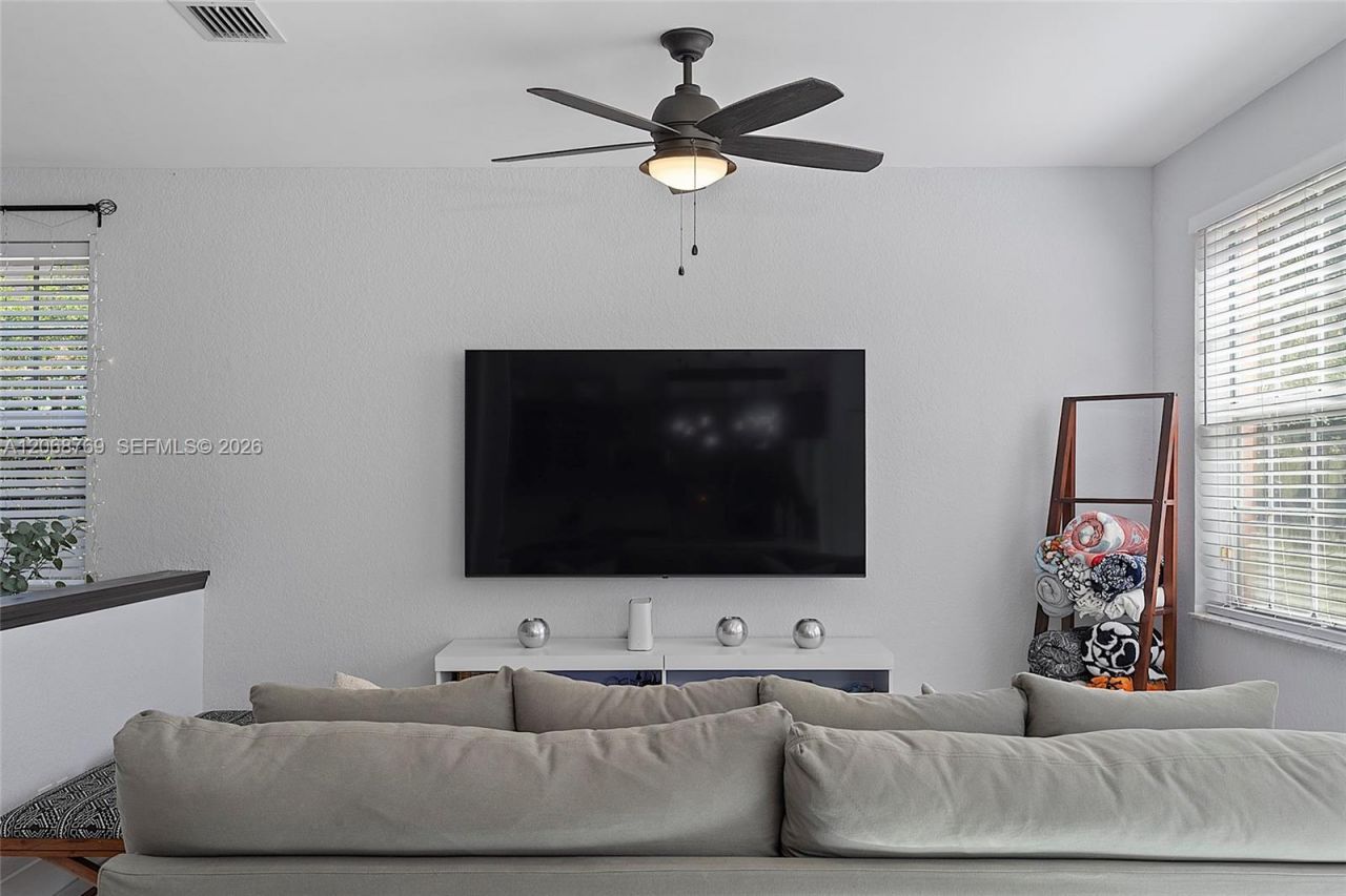 3850 NW 90th Way, Sunrise, FL 33351 Photo