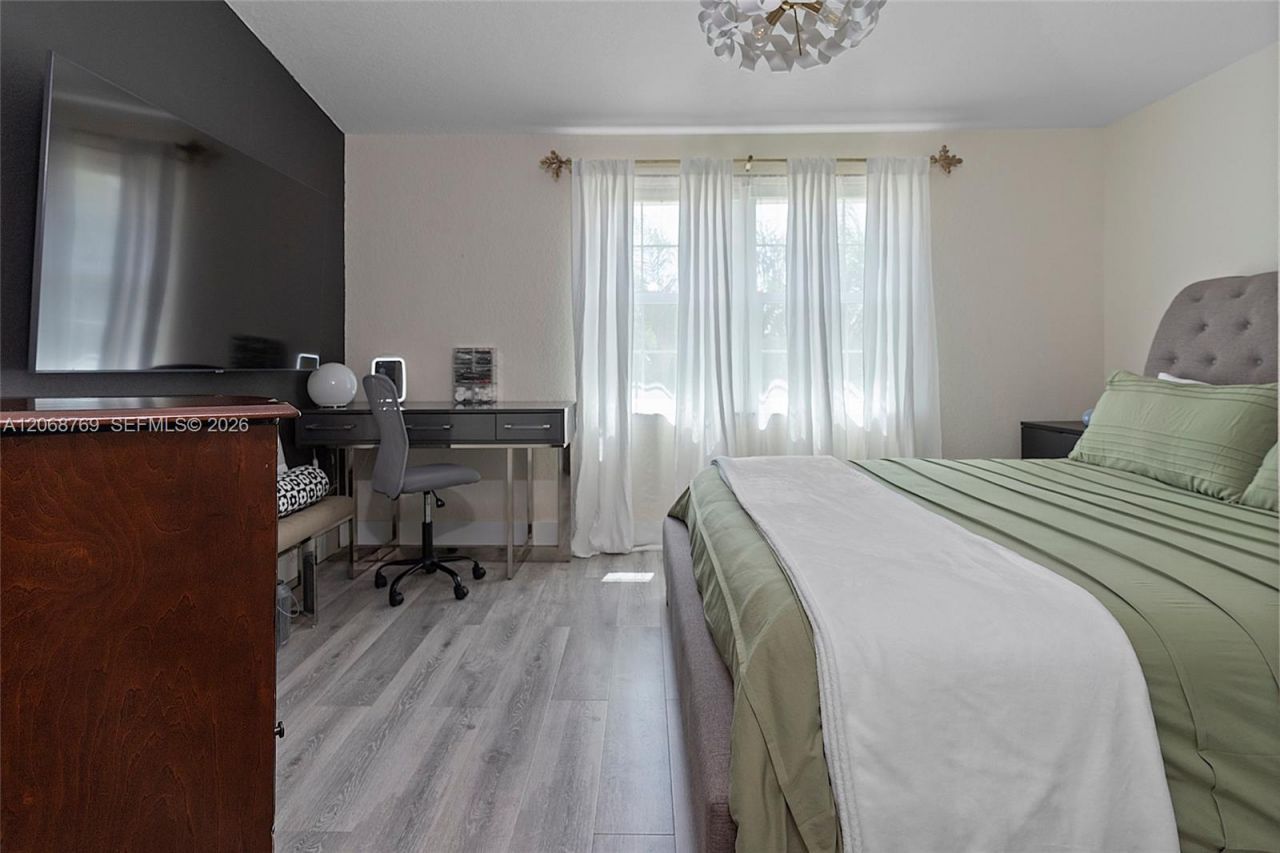 3850 NW 90th Way, Sunrise, FL 33351 Photo