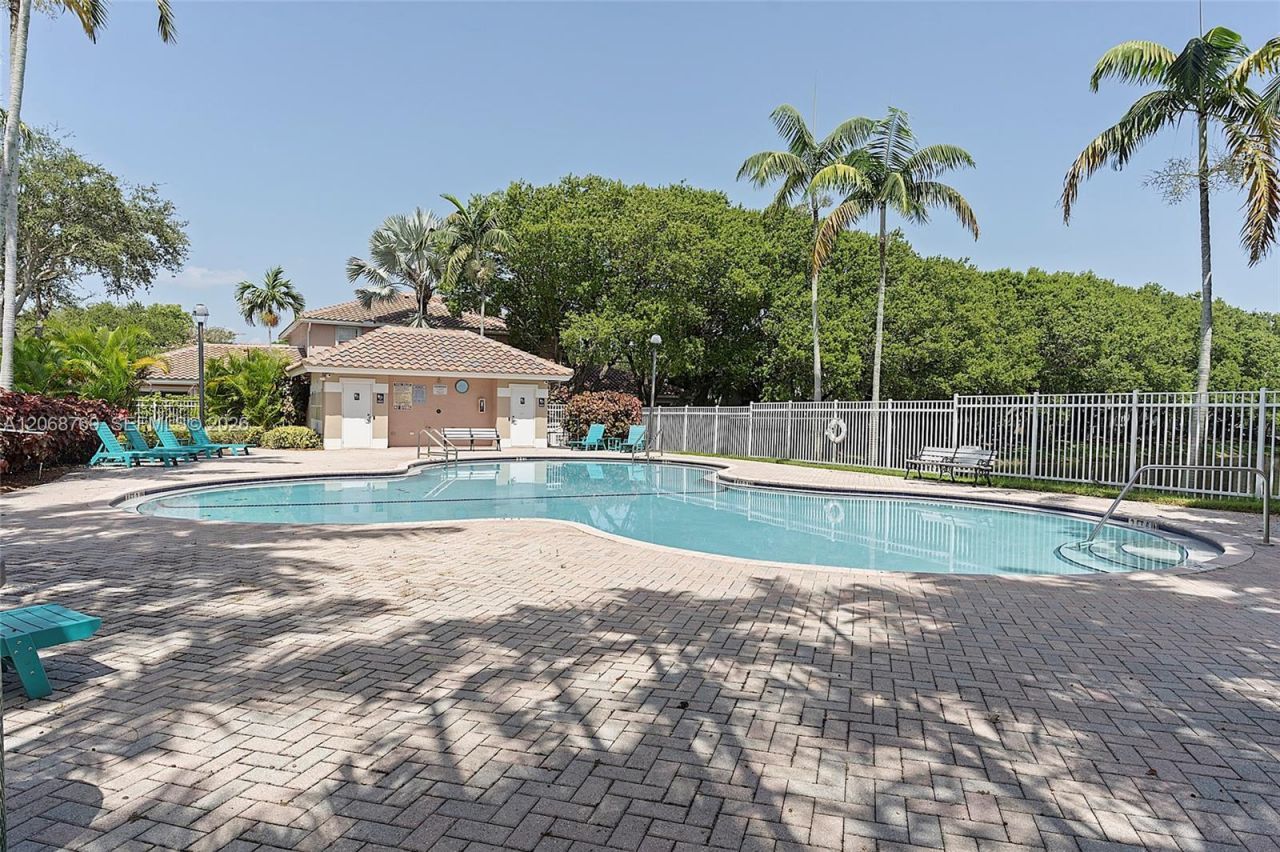 3850 NW 90th Way, Sunrise, FL 33351 Photo